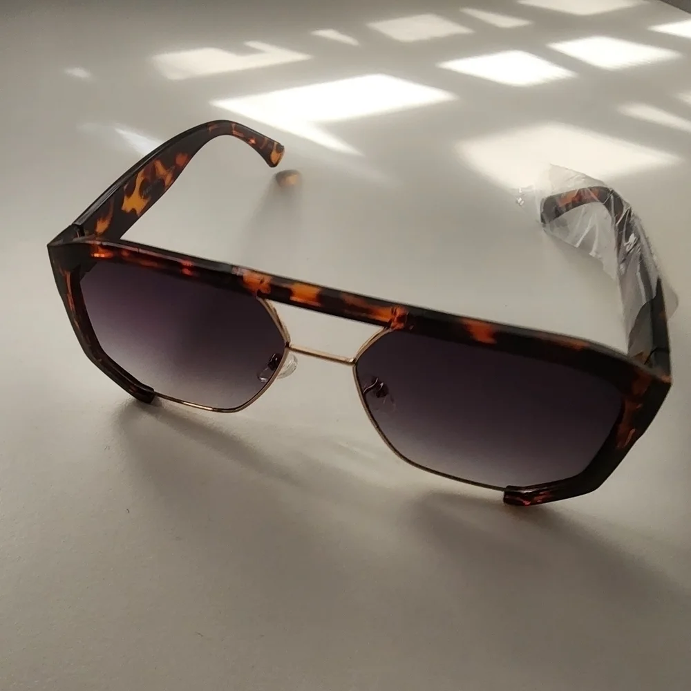NEW Tortoise Oversize Modern Half Frame Aviator Sunglasses